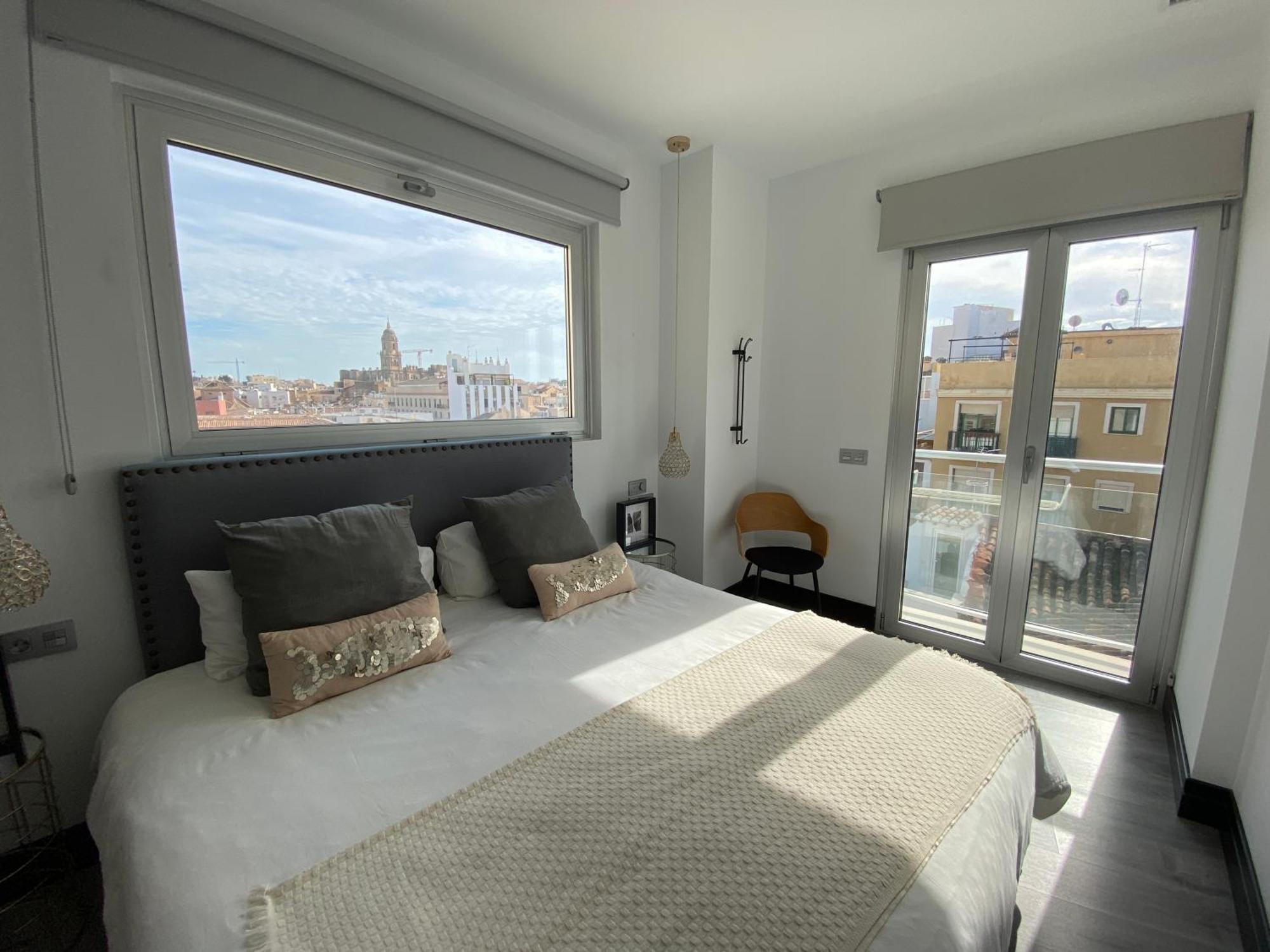 Stay U-Nique Apartments Rosaleda Málaga Oda fotoğraf