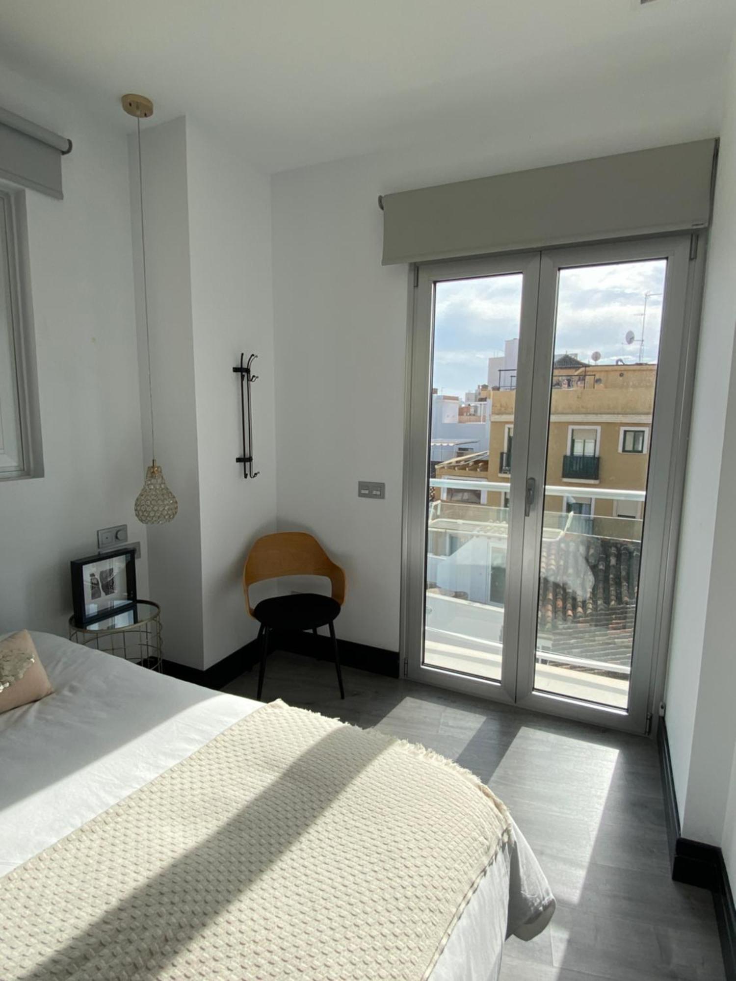 Stay U-Nique Apartments Rosaleda Málaga Oda fotoğraf