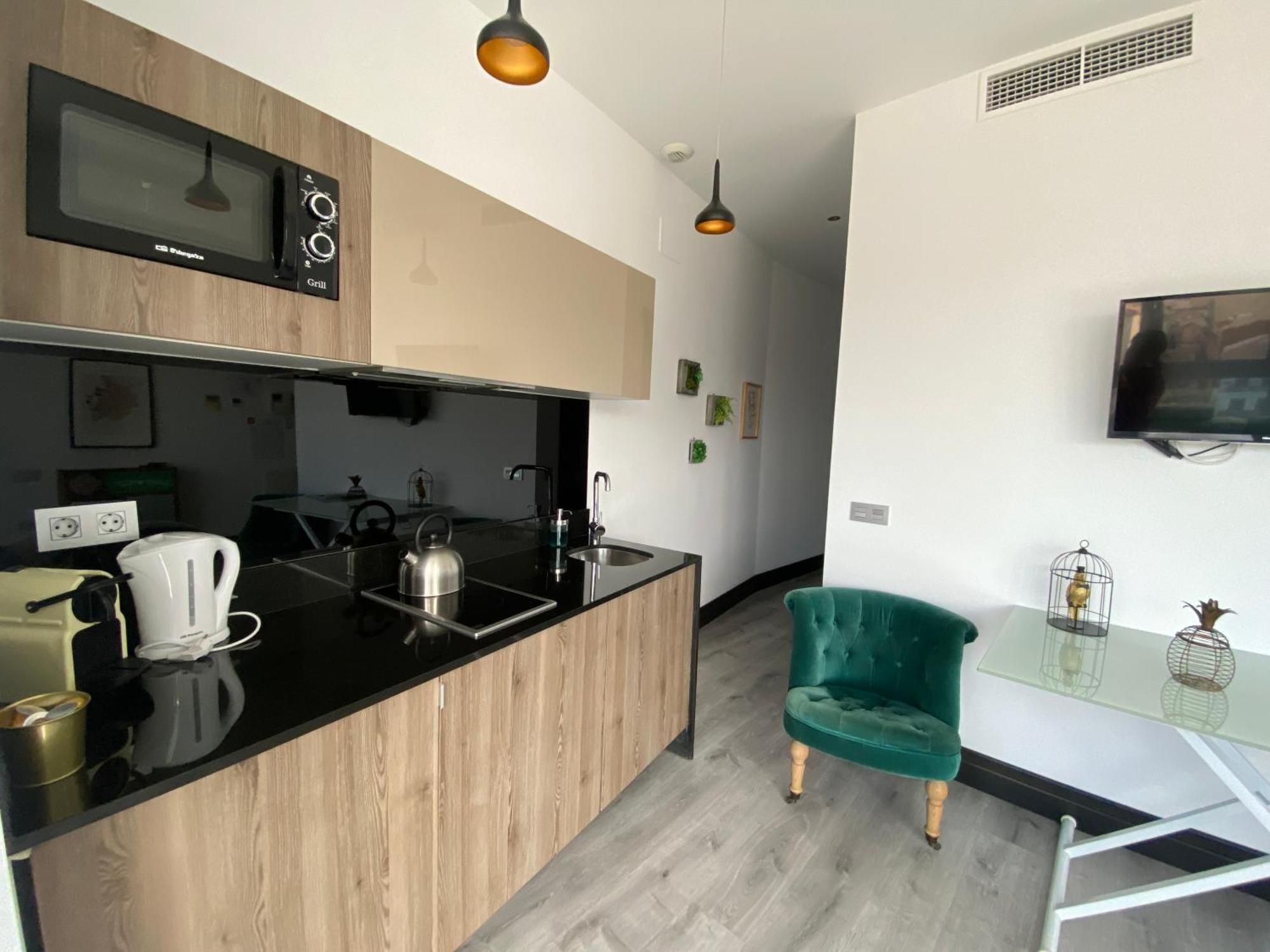 Stay U-Nique Apartments Rosaleda Málaga Dış mekan fotoğraf