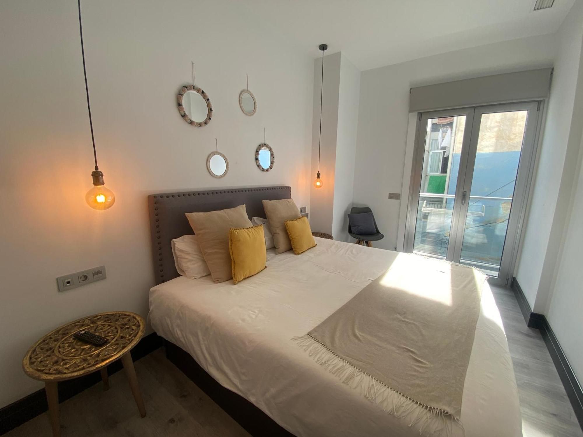 Stay U-Nique Apartments Rosaleda Málaga Dış mekan fotoğraf