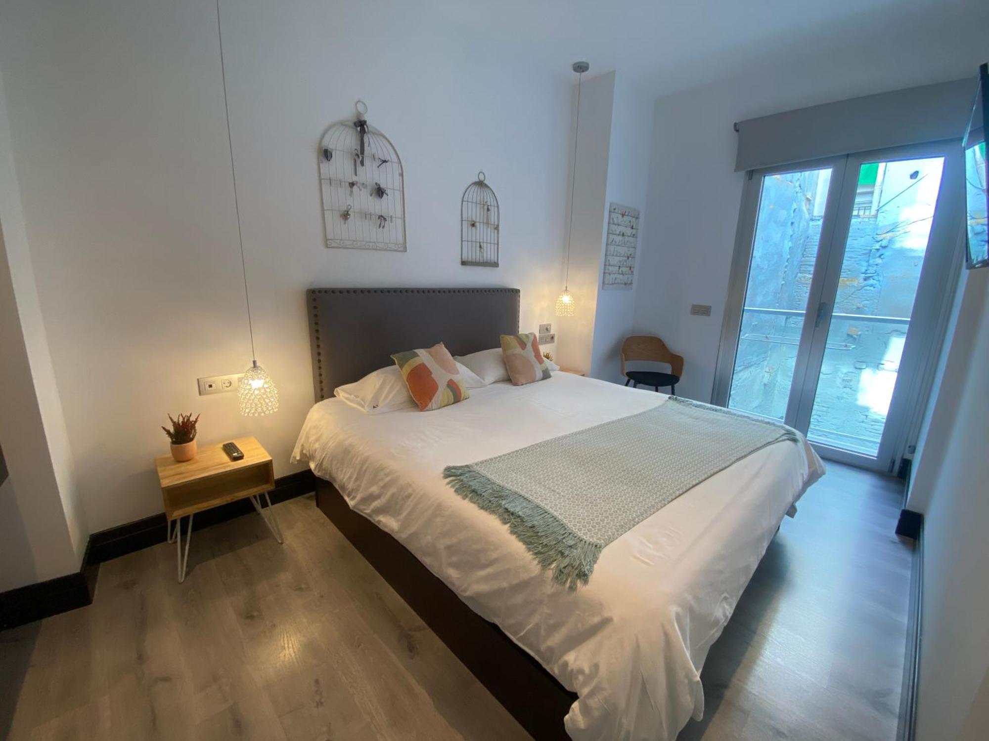 Stay U-Nique Apartments Rosaleda Málaga Dış mekan fotoğraf
